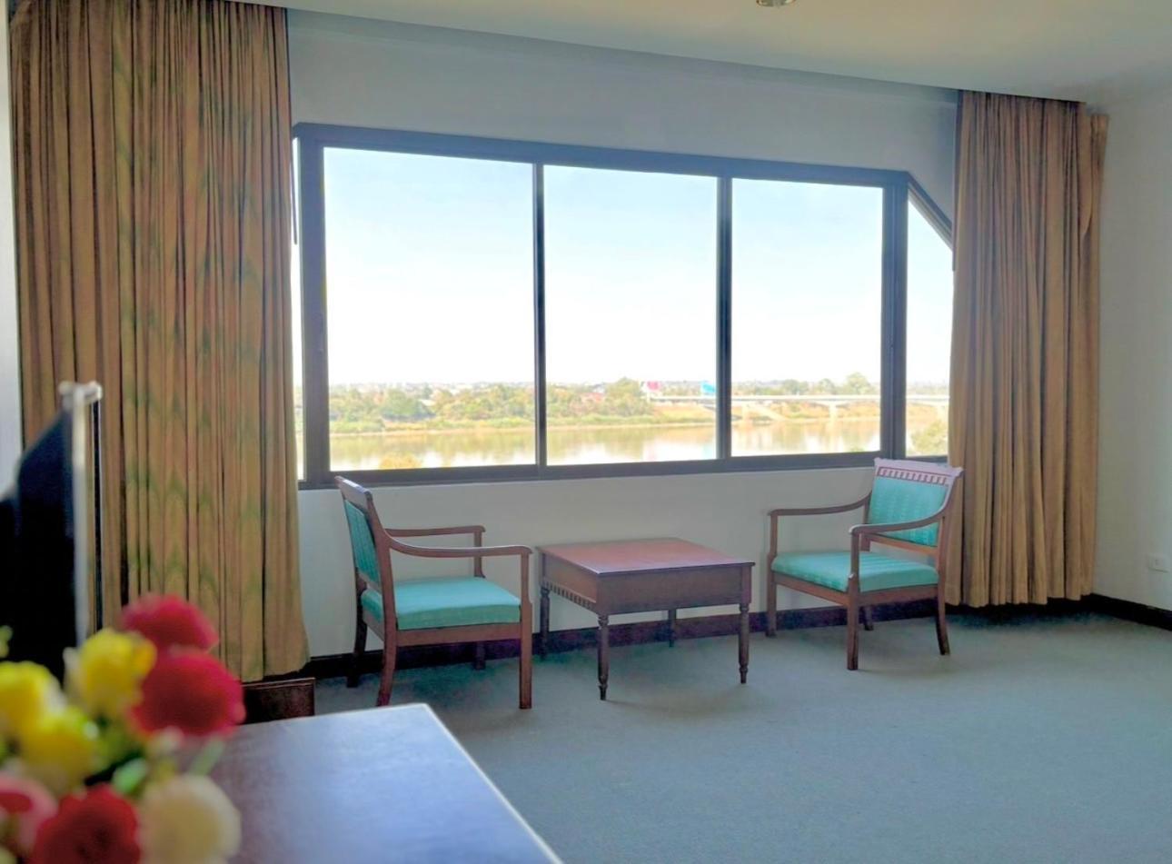 Royal Mekong Riverside Hotel Nong Khai Extérieur photo